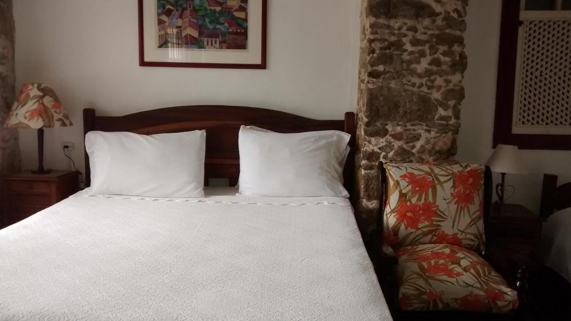 Pousada Arte Colonial - Casarao Historico Do Sec XVIII - Lancha Propria Araquari Værelse billede